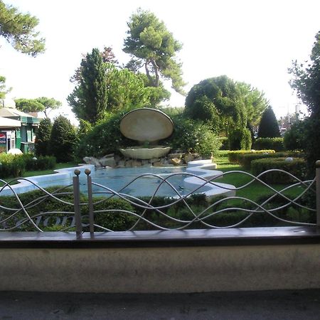 Hotel Canasta Riccione Luaran gambar